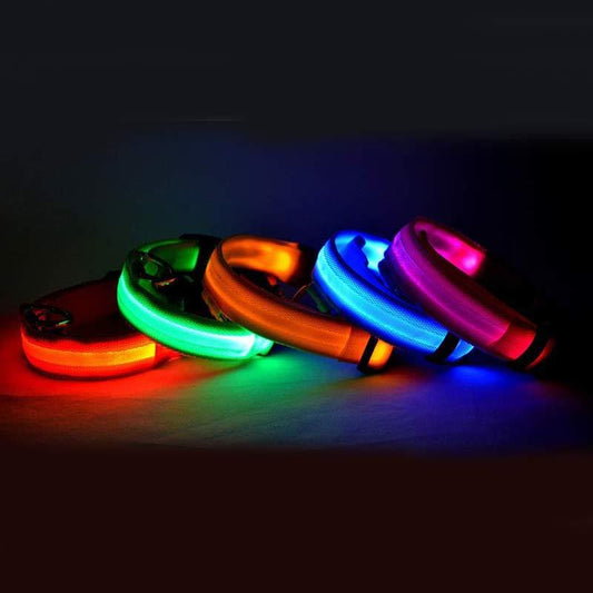 Collar LED Luminoso para Perros y Gatos – Seguridad Nocturna Ajustable